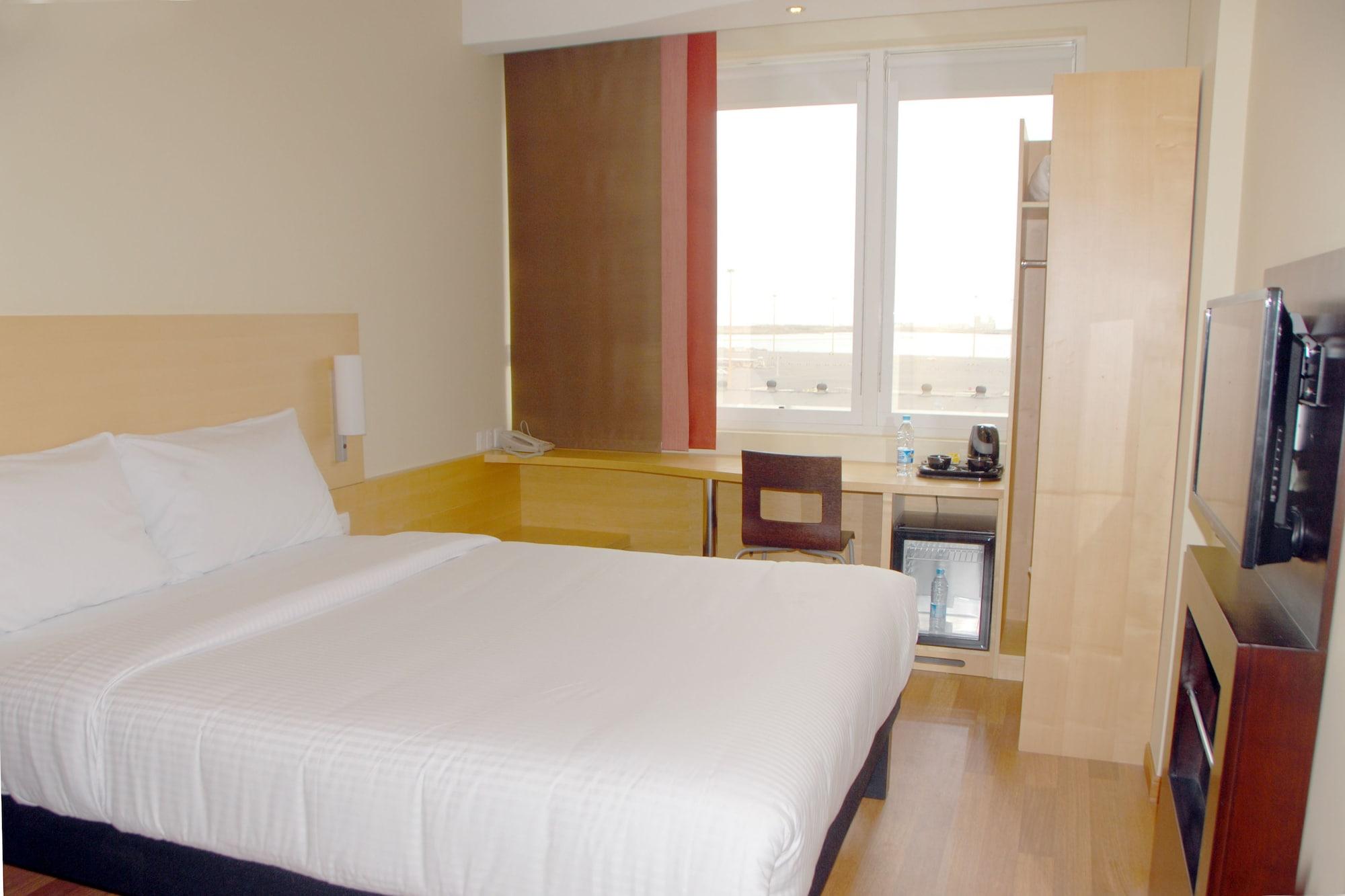 Ibis Yanbu Hotel Exterior foto