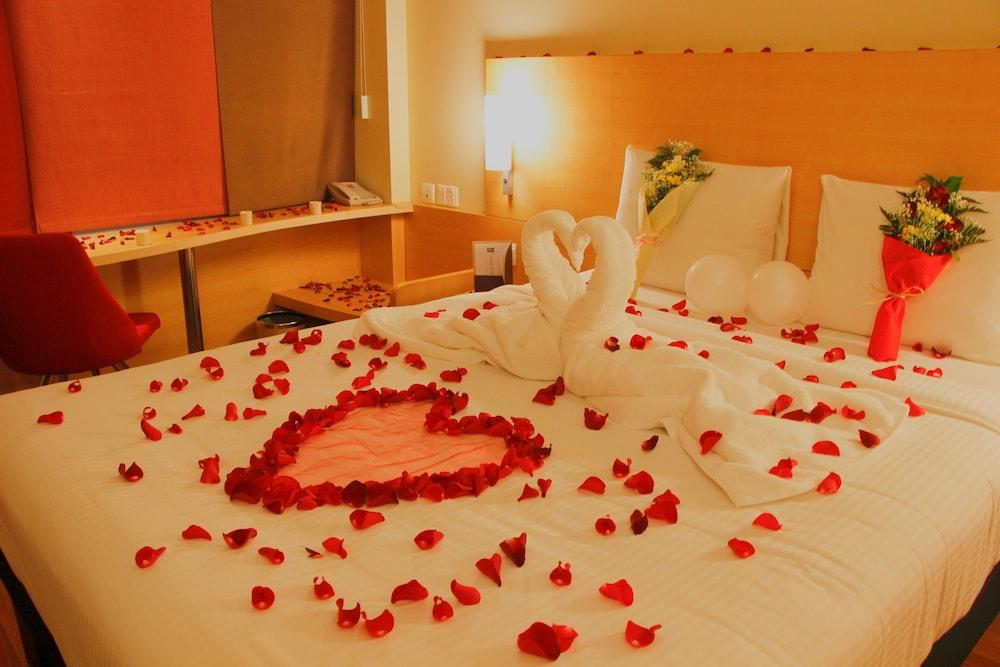 Ibis Yanbu Hotel Exterior foto