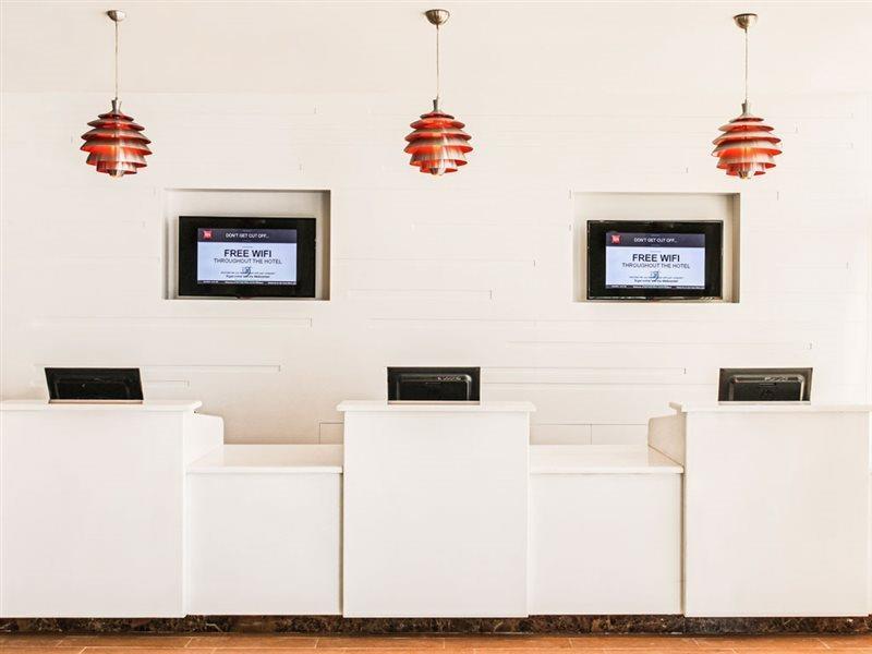 Ibis Yanbu Hotel Exterior foto